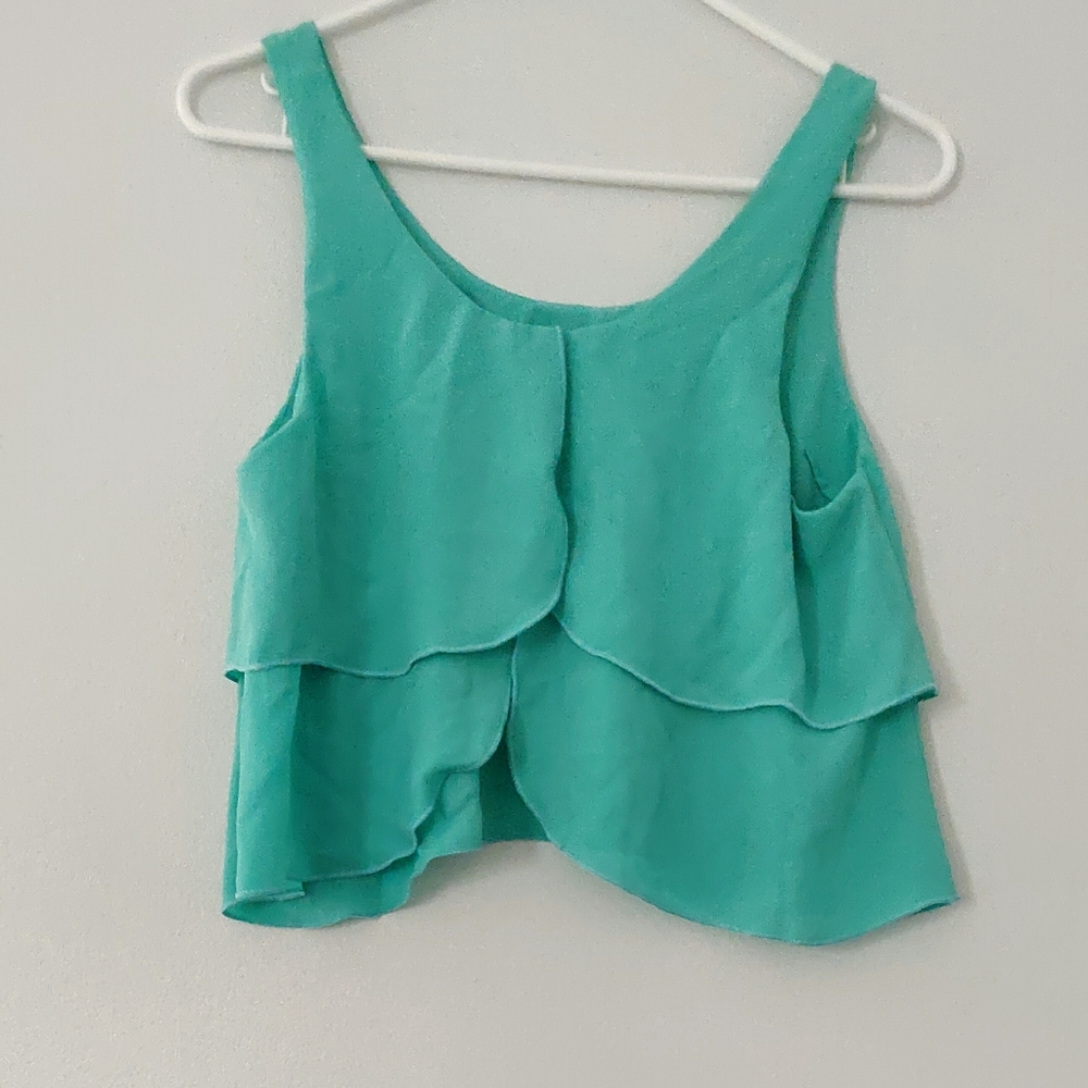 GREEN RUFFLED OPEN BACK TOP SIZE L - Picture 2 of 2